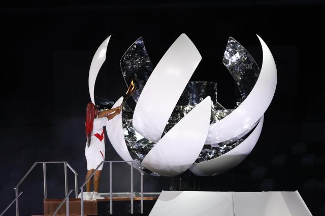 开云体育app-日本海地混血两年前归化 大坂直美点燃东奥主火炬