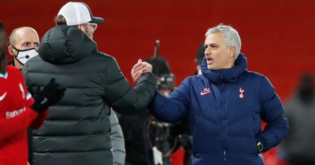 开云体育官网-穆帅：和克氏点头之交非好友 季中变越位规则不公